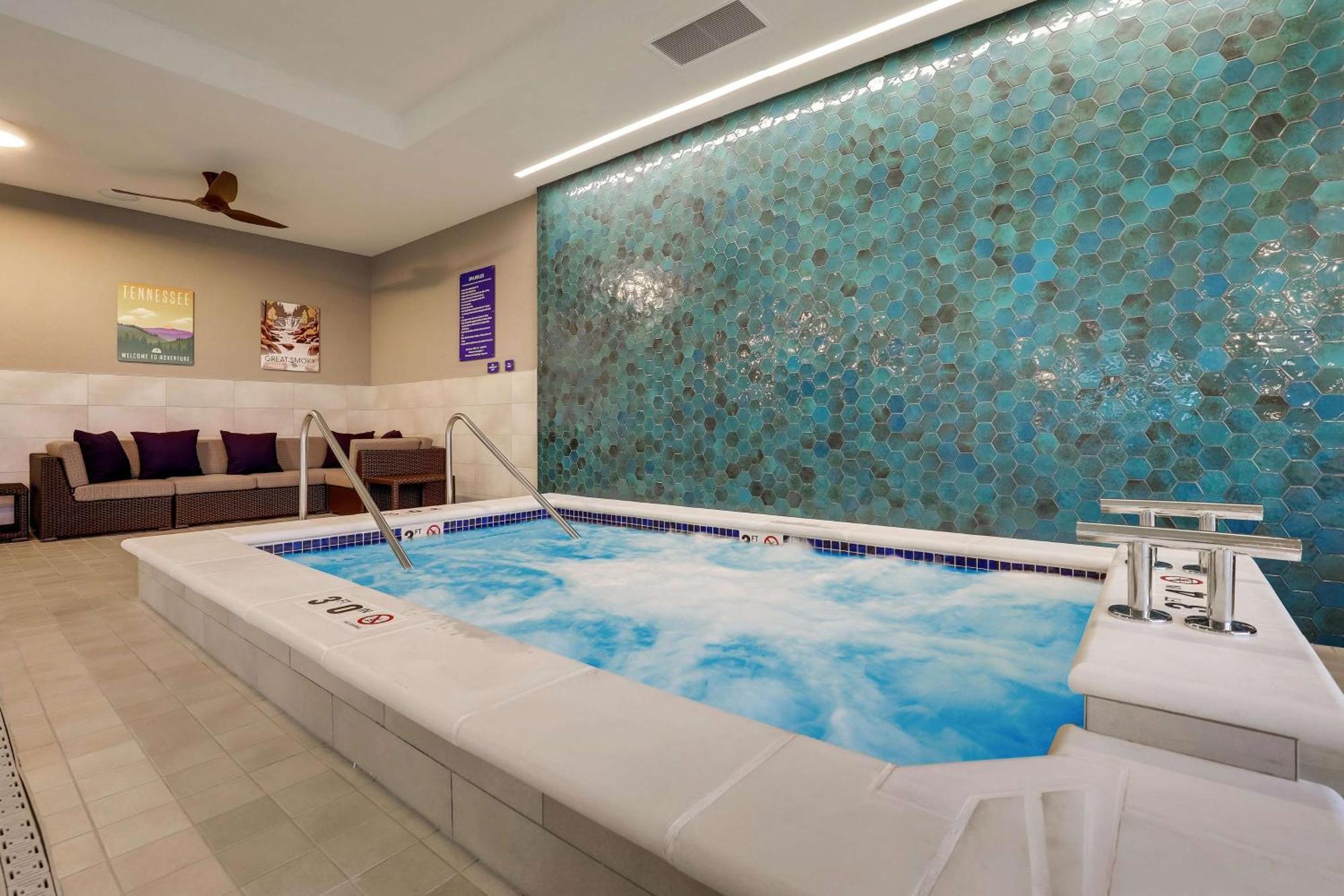 Drury Plaza Hotel Chattanooga Hamilton Place ภายนอก รูปภาพ