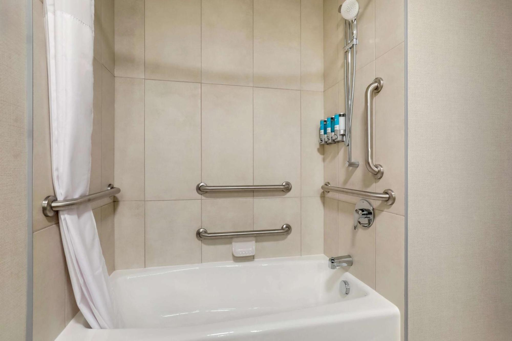 Drury Plaza Hotel Chattanooga Hamilton Place ภายนอก รูปภาพ