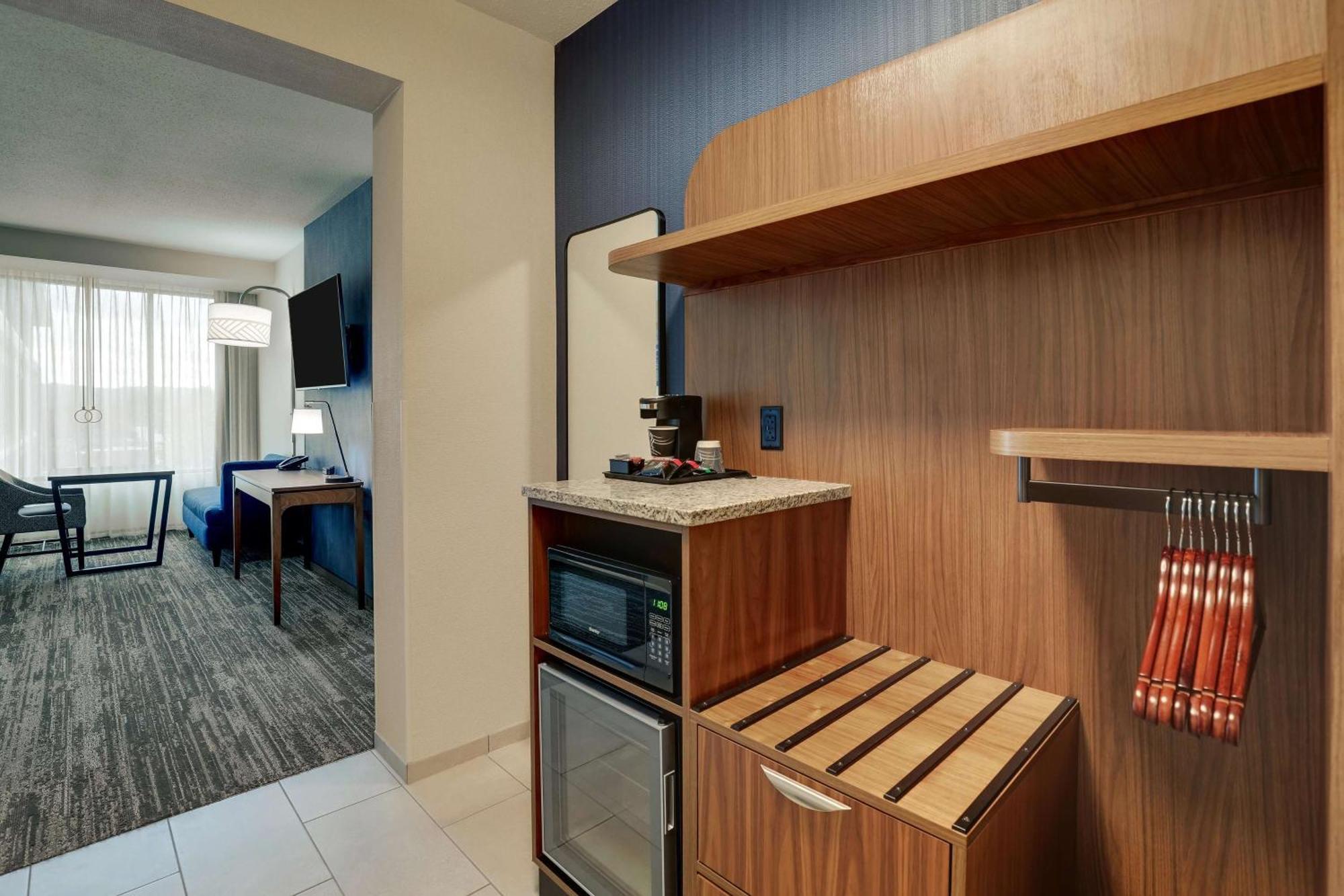 Drury Plaza Hotel Chattanooga Hamilton Place ภายนอก รูปภาพ