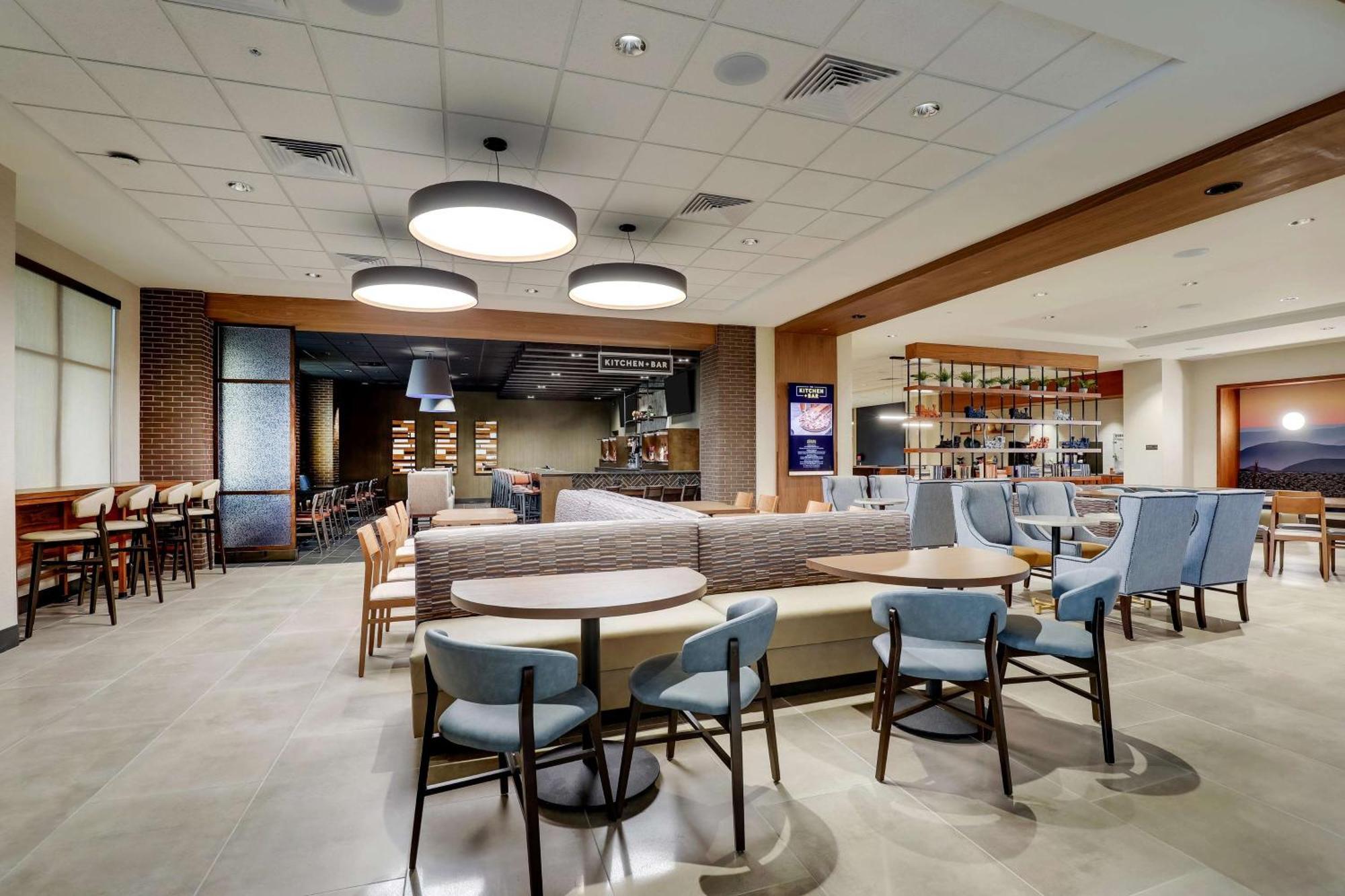 Drury Plaza Hotel Chattanooga Hamilton Place ภายนอก รูปภาพ